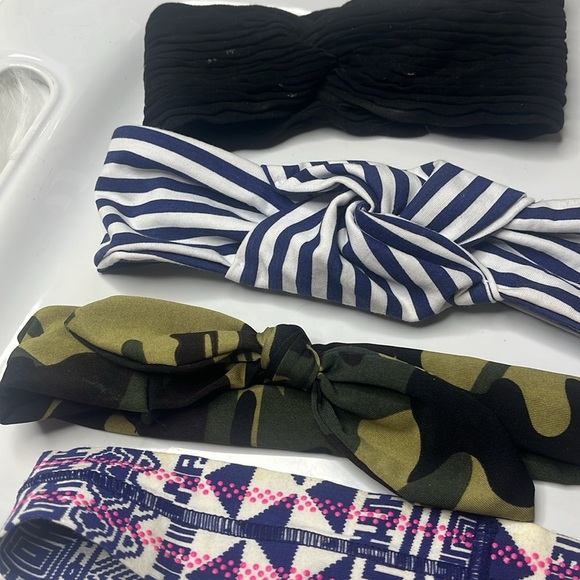 Set of Four Stylish Headbands - Picture 2 of 3